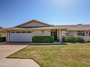 10225 N 105th Dr, Sun City, AZ 85351