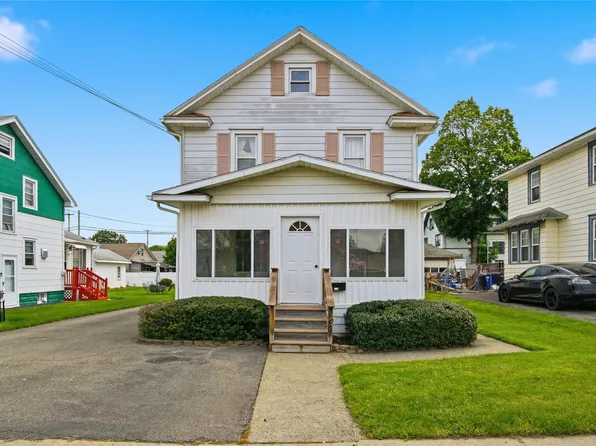 107 S Page Ave, Endicott, NY 13760