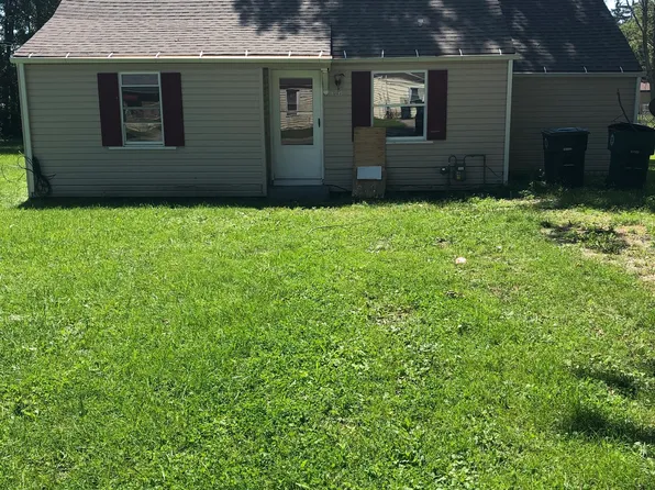 1005 E 21st St, Muncie, IN 47302
