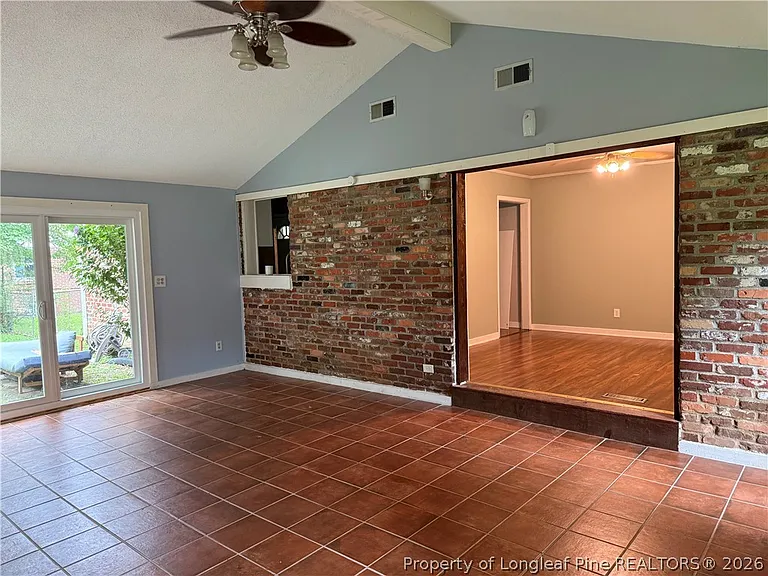 6427 Freeport Rd — Photo 8