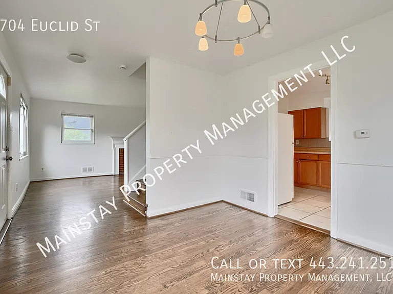 5704 Euclid St — Photo 7