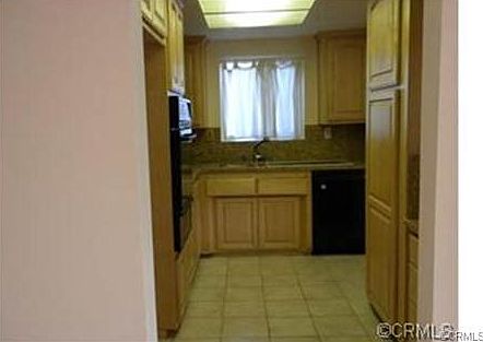 5th image of 3283 Florinda St