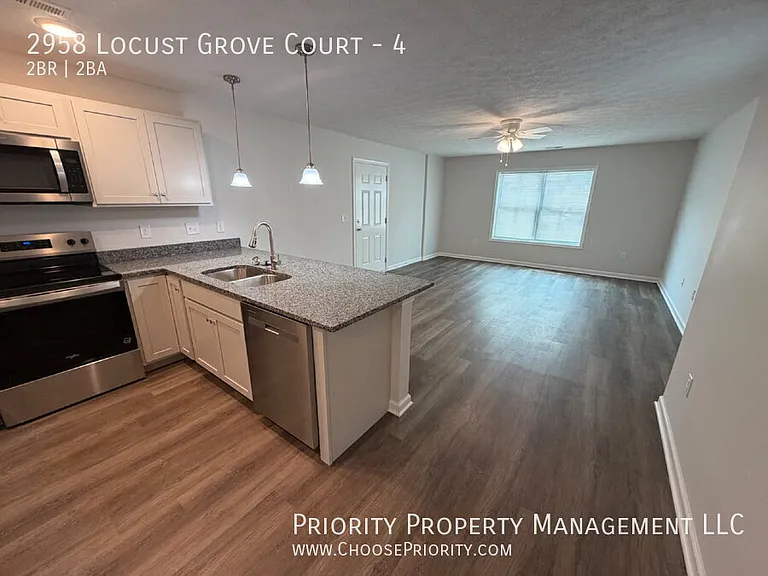 2958 Locust Grove Ct #4 — Photo 6