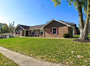 731 Timber Run Dr, Saint Louis, MO