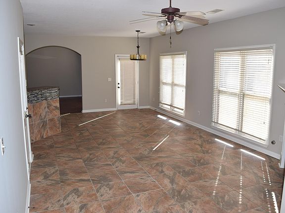 5th image of 3777 Pavilion Cir