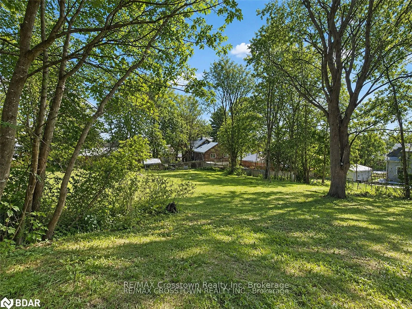 2 bed, $1,825 — Photo 2