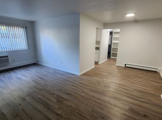 4333 Bluestone Rd, Cleveland, OH 44121