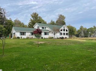 2141 Waters Edge, East Tawas, MI 48730