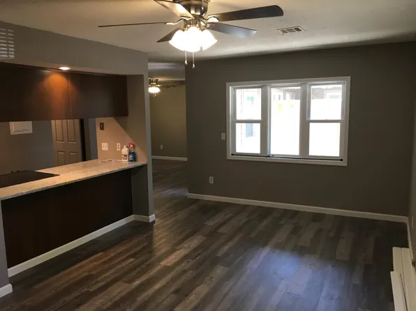452 S Paula Ave, Wichita, KS 67209
