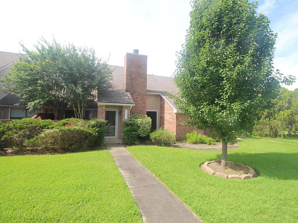 1st image of 16508 Holly Trail Dr