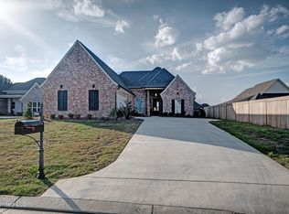 154 Bridge Water Loop, Madison, MS 39110
