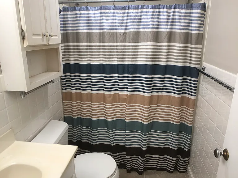 36 Rivermount Ter #B — Photo 9