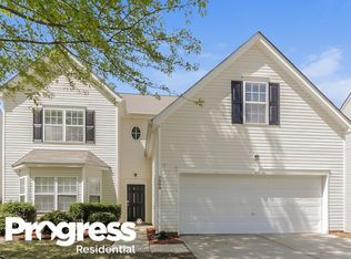 2009 Darbywine Dr, Charlotte, NC 28216