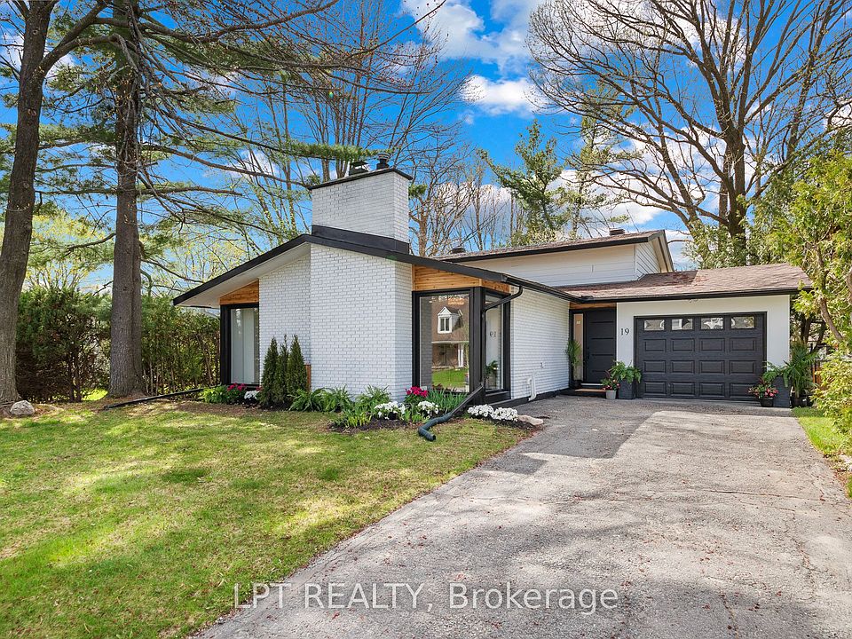 1st image of 19 Moorcroft Rd