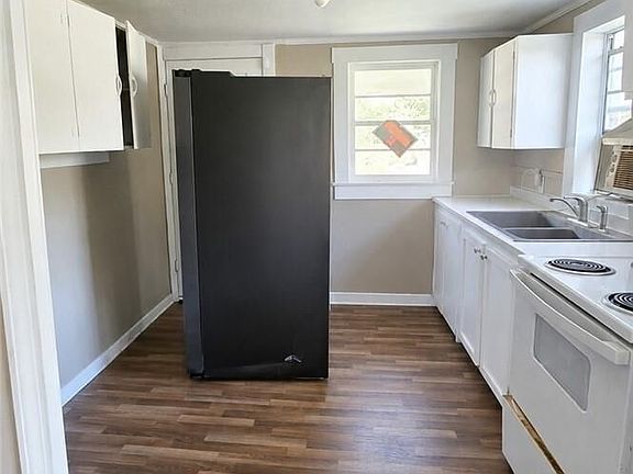 5th image of 168 Gorham St
