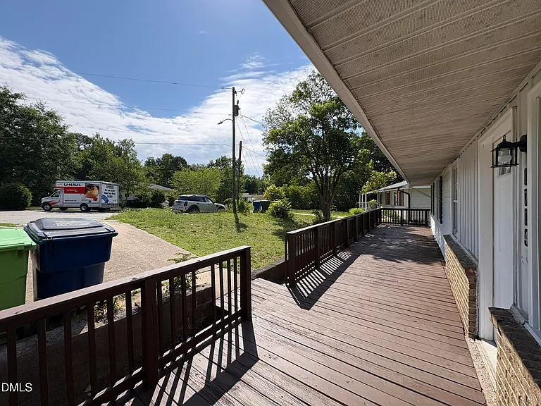 1704 Sundial Pl — Photo 3