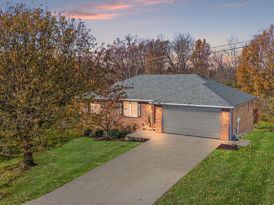 1st image of 606 Cherry Trace Dr