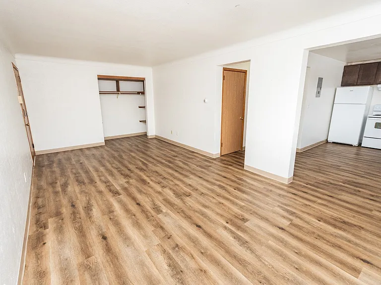 McCarron's View Apartments — Photo 18