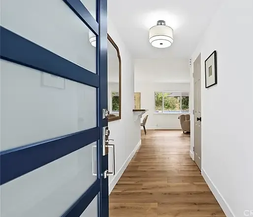 4410 Canoga Dr — Photo 3