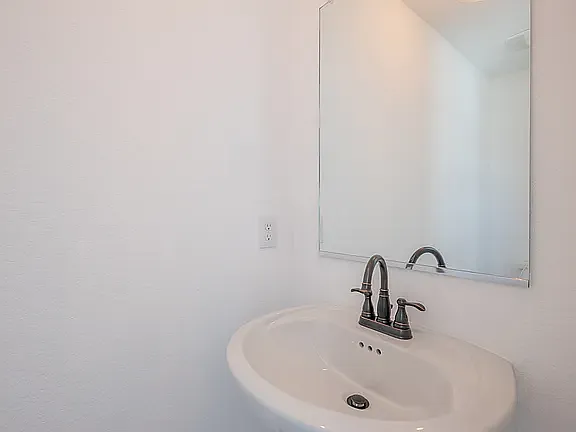 9051 Navarro Vis — Photo 16