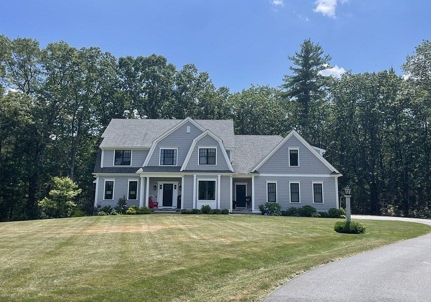 1st image of 82 Chestnut Ln