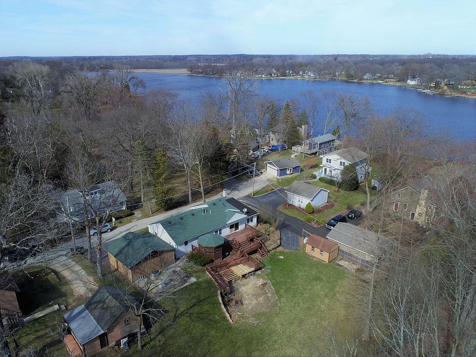 1st image of 26931 W Marion Ct