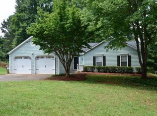 179 Colemans Bluff Dr, Woodstock, GA 30188