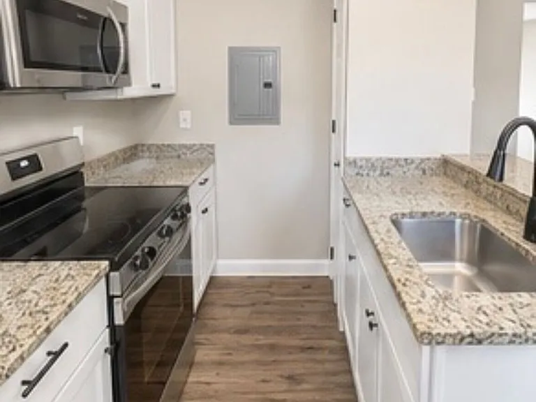 111 Main St — Photo 1