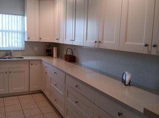 5730 Fernley Dr E APT 27, West Palm Beach, FL 33415