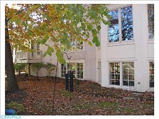 3rd image of 5637 Travis Pointe Ct