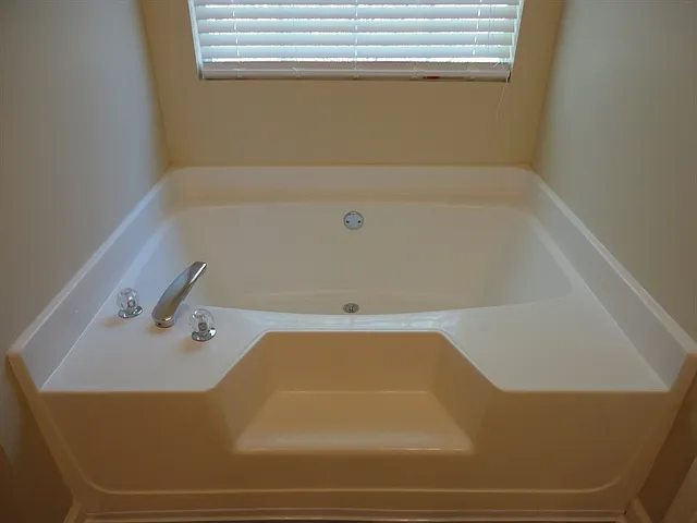 3711 Crescent Hill Ln NW — Photo 12