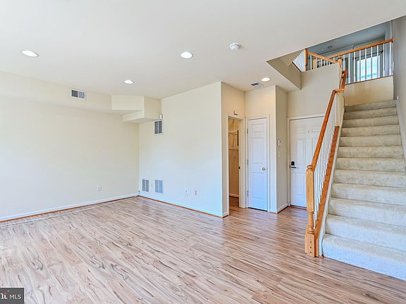 5th image of 5453 Patuxent Knoll Pl