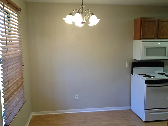 1636-B Post Rd #1 — Photo 18