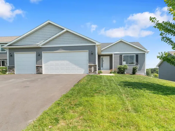 1106 Rolling Hills Dr NW, Montgomery, MN 56069