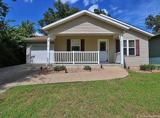 1952 Dunklin St, Cape Girardeau, MO 63701