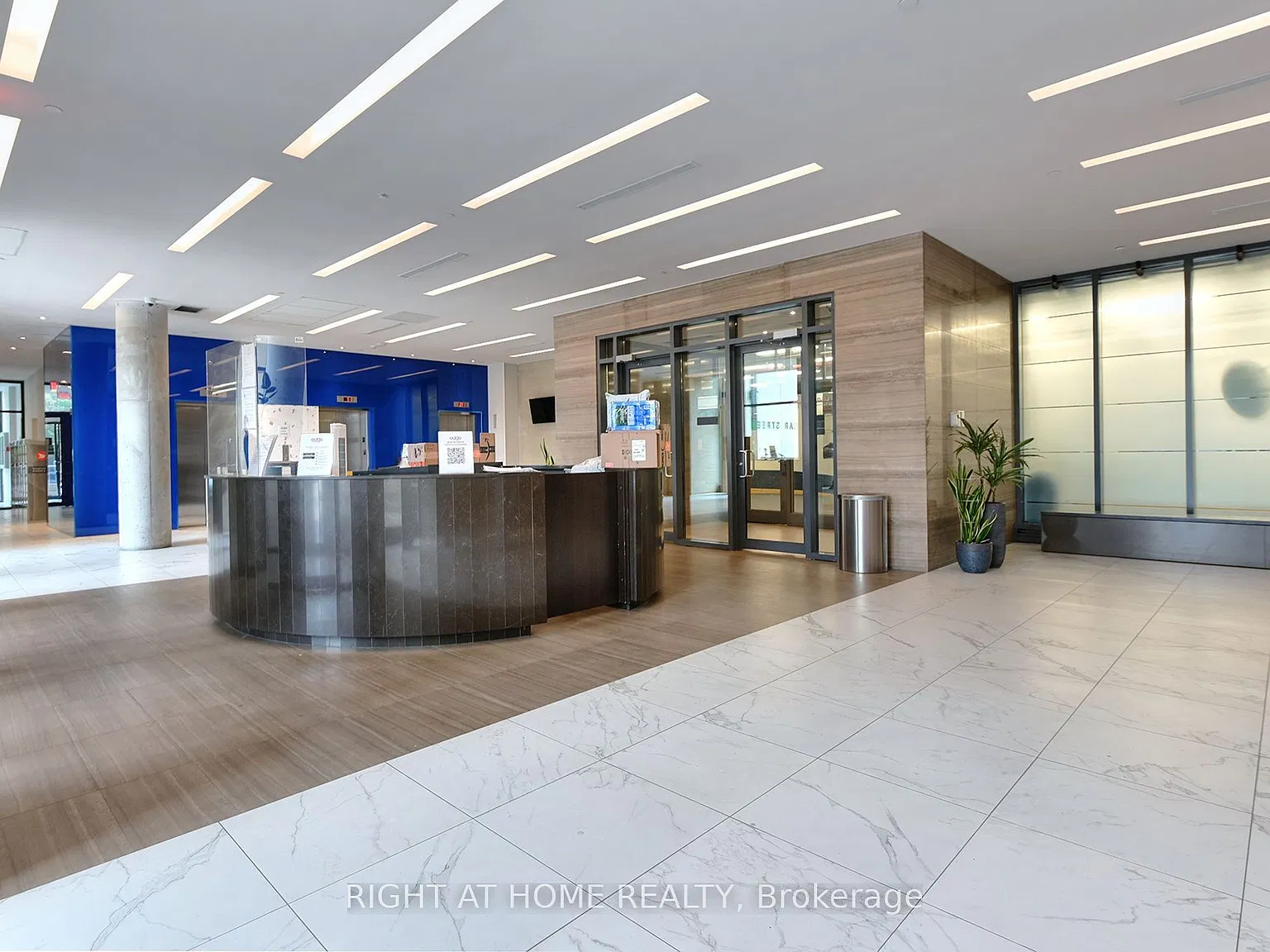 2 bed, $2,700 — Photo 4