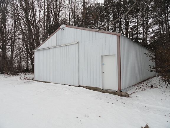 4th image of 4660 560th St