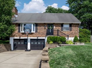 734 Rogers Rd, Villa Hills, KY 41017