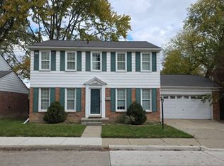 20411 Danbury Ln, Harper Woods, MI