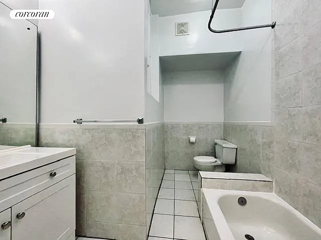 334 Riverside Dr #1 — Photo 13