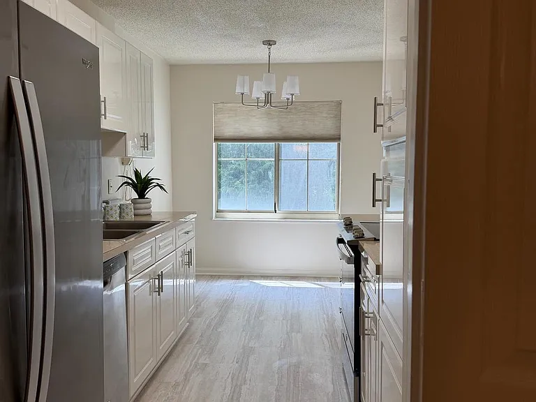 14809 Pennfield Cir #214 — Photo 3