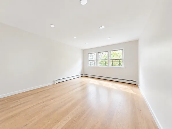 3716 Blackstone Ave #3, Bronx, NY 10463
