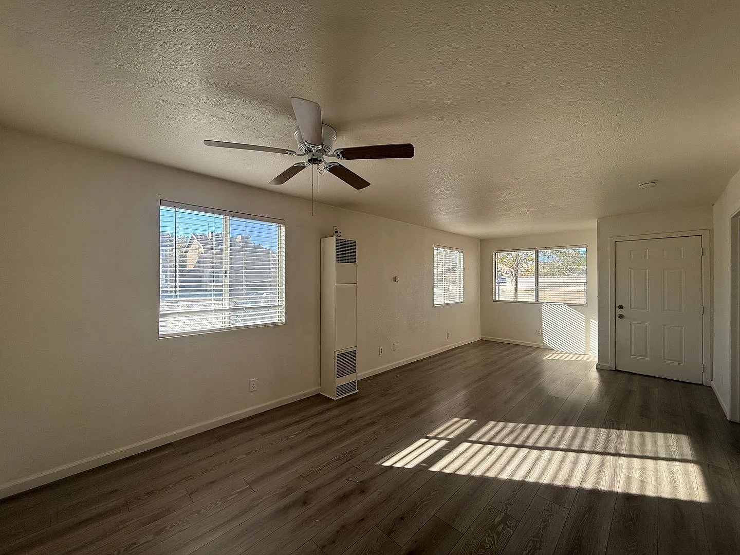 Rosamond updated 1 bedroom — Photo 4