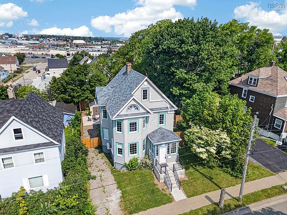 5th image of 235 Union St