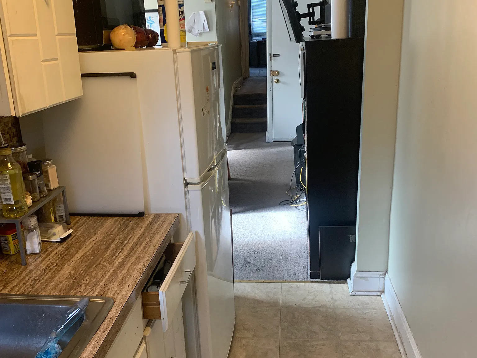 2214 Fairmount Ave #3 — Photo 2