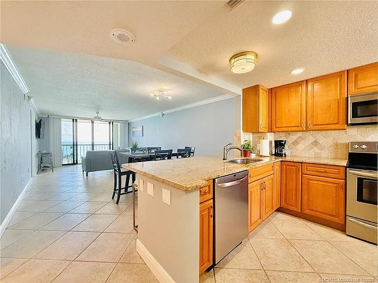 10680 S Ocean Dr #808 — Photo 7