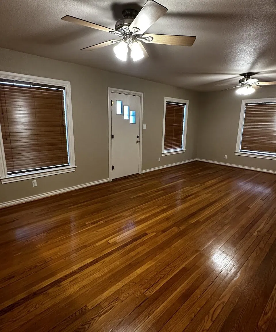 2 bed, 1317 sqft, $1,650 — Photo 2