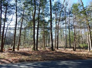 3 Fomer Rd, Southampton, MA 01073