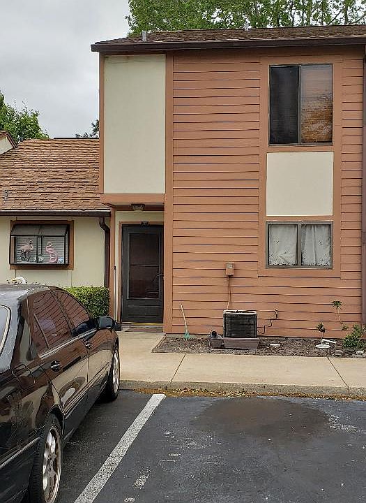 1st image of 141 White Fawn Dr