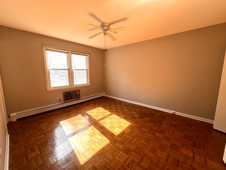 2060 W Chase Ave #1A — Photo 11